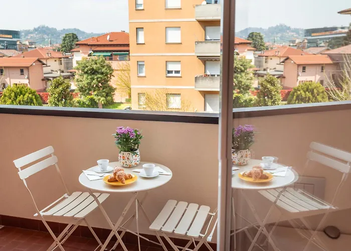 Panoramico Bilocale Con Tutti I Confort E Parcheggio Gratuito *