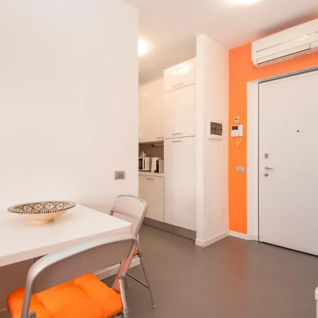 Panoramico Bilocale Con Tutti I Comfort E Parcheggio Gratuito Lägenhet Bergamo