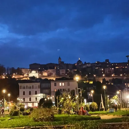 Διαμέρισμα Panoramico Bilocale Con Tutti I Comfort E Parcheggio Gratuito *