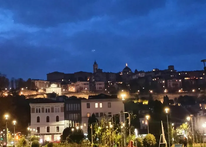 아파트 Panoramico Bilocale Con Tutti I Confort E Parcheggio Gratuito *